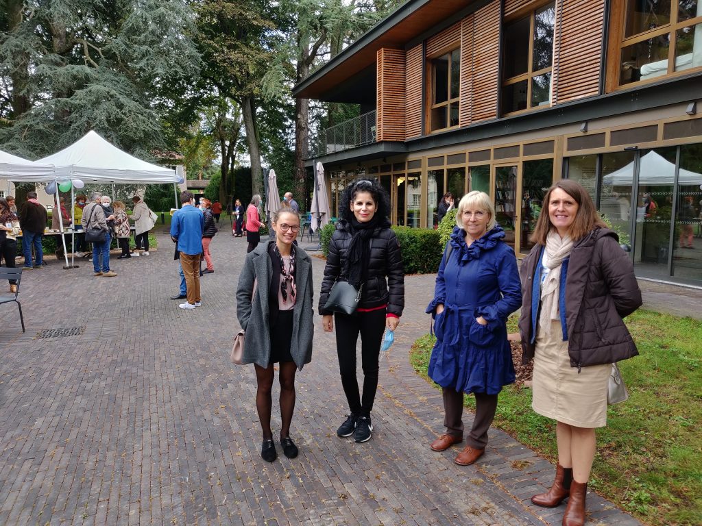 Alexia Lafosse (Mécénat, OVE), Farida Smej, Chantal Guillet et Véronique Morel (Fondation Caisse d'Epargne Rhône-Alpes).